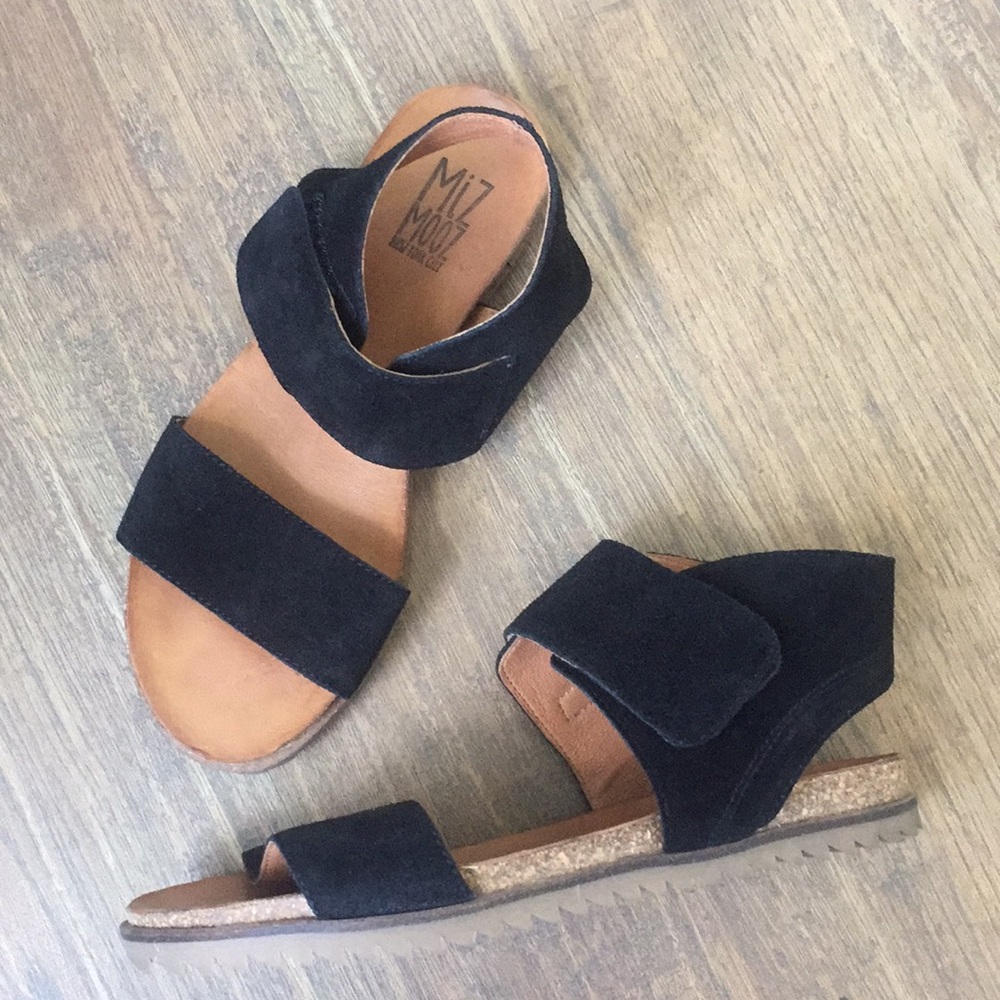 Miz Mooz Rori Black Leather Comfy Sandals